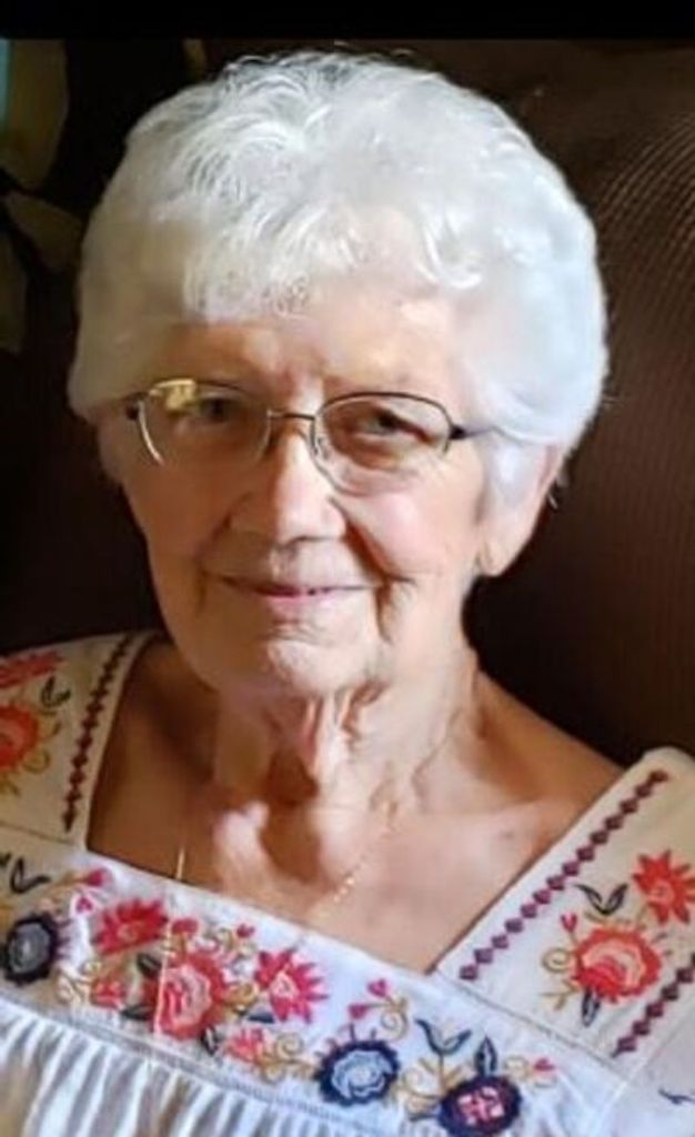 Nadine "Dee" Spilman