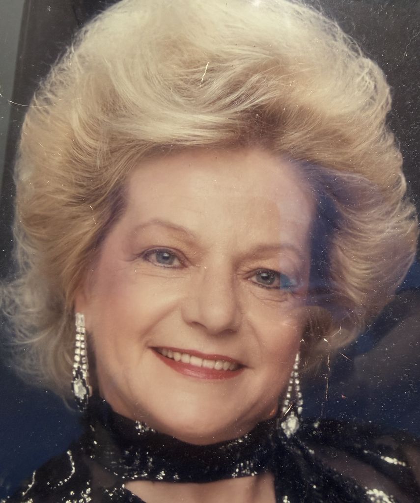Charlotte Cozzette Dewitt Erickson Profile Photo