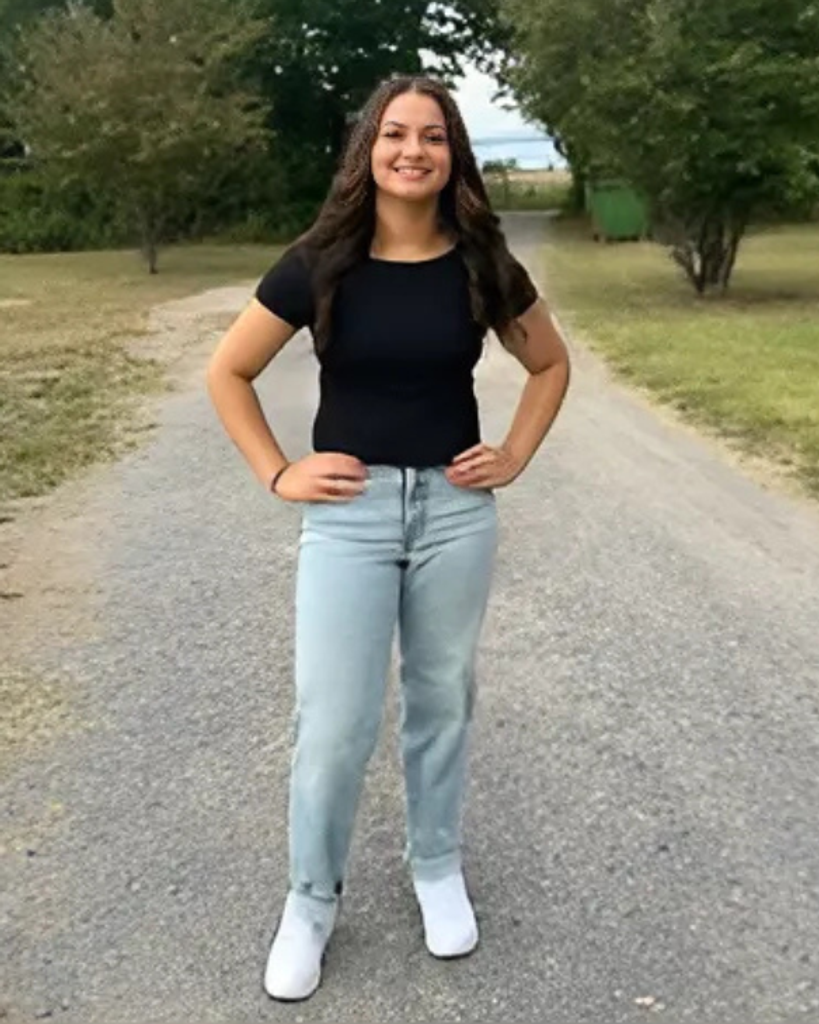 Isabella "Bella" May Glaze - Lagos