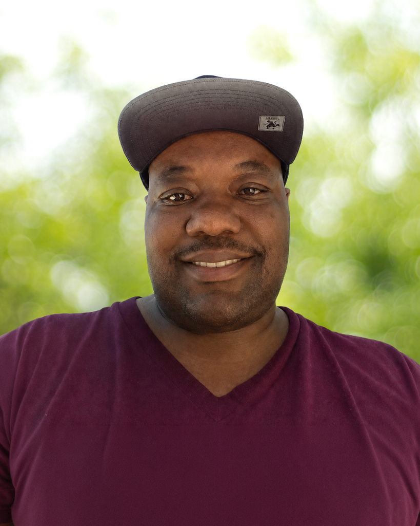 Louis Ray Black Profile Photo