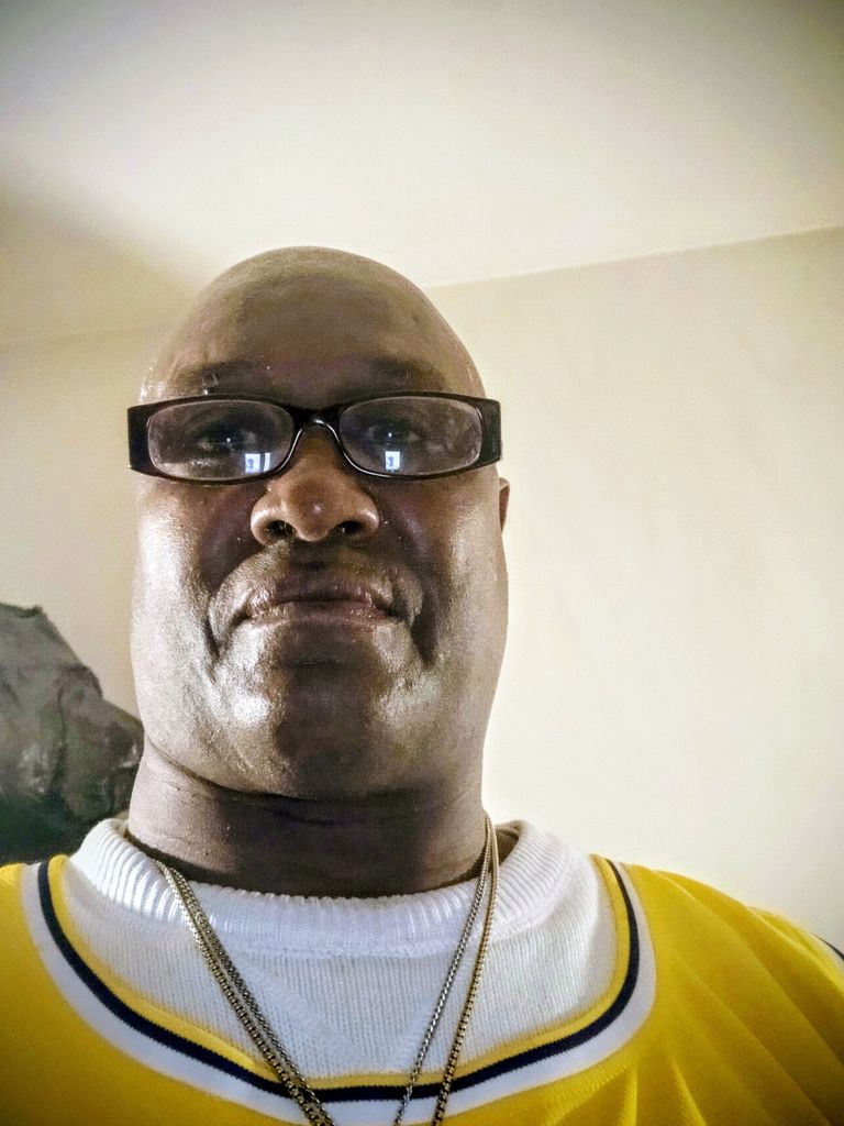 Kenneth Henderson Profile Photo
