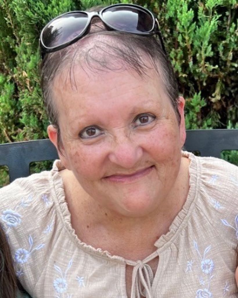 Sandra Lee Brown Profile Photo