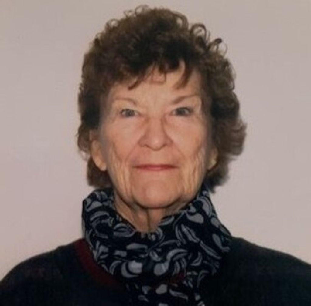Elinor "Ellie" Taylor Profile Photo