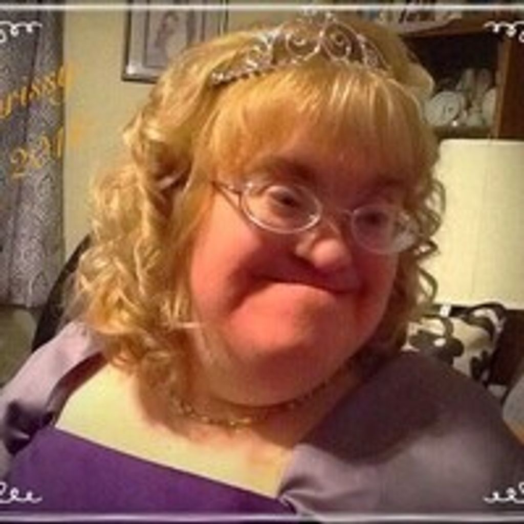 Christine  Lynn Wolfe Profile Photo