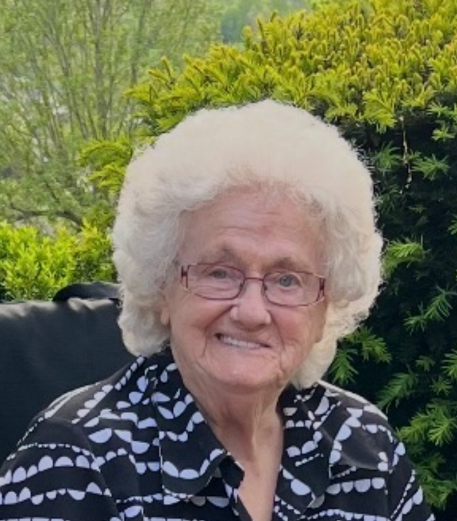 Anna "Lois" Delois Davis Profile Photo