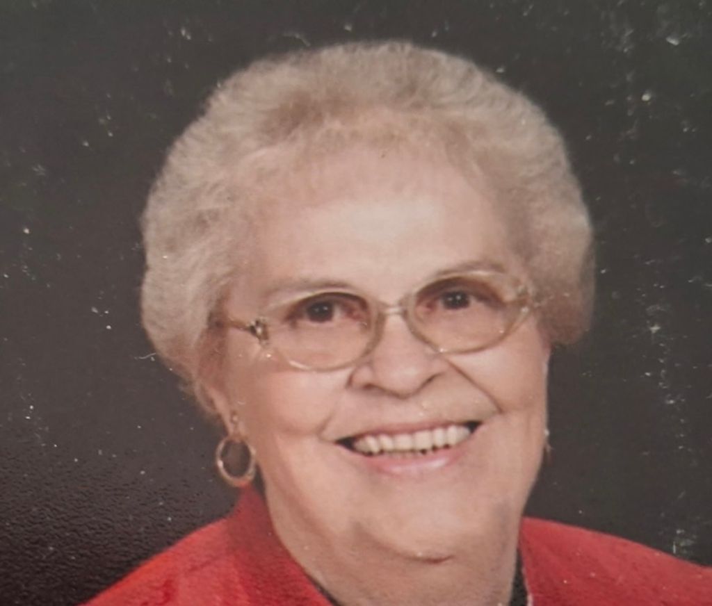 Maureen Theriault Profile Photo