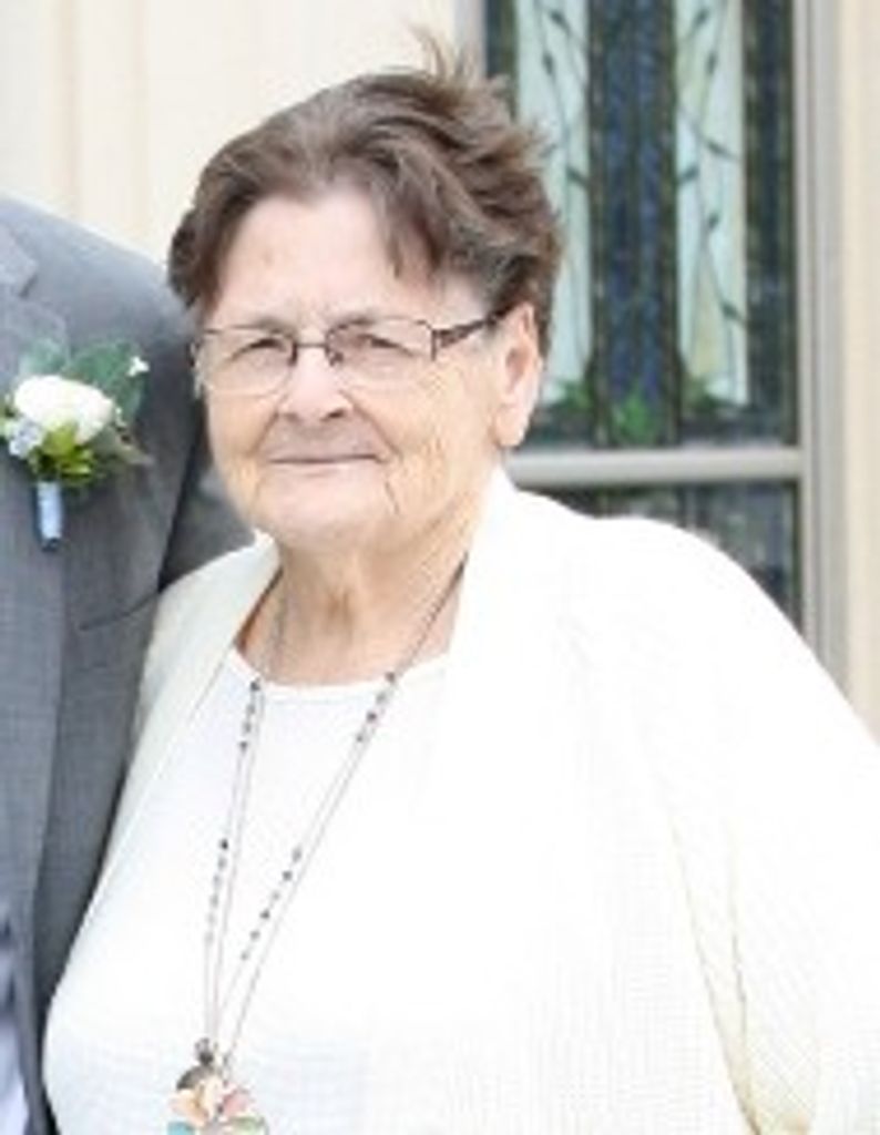Sandra Lowder Willoughby