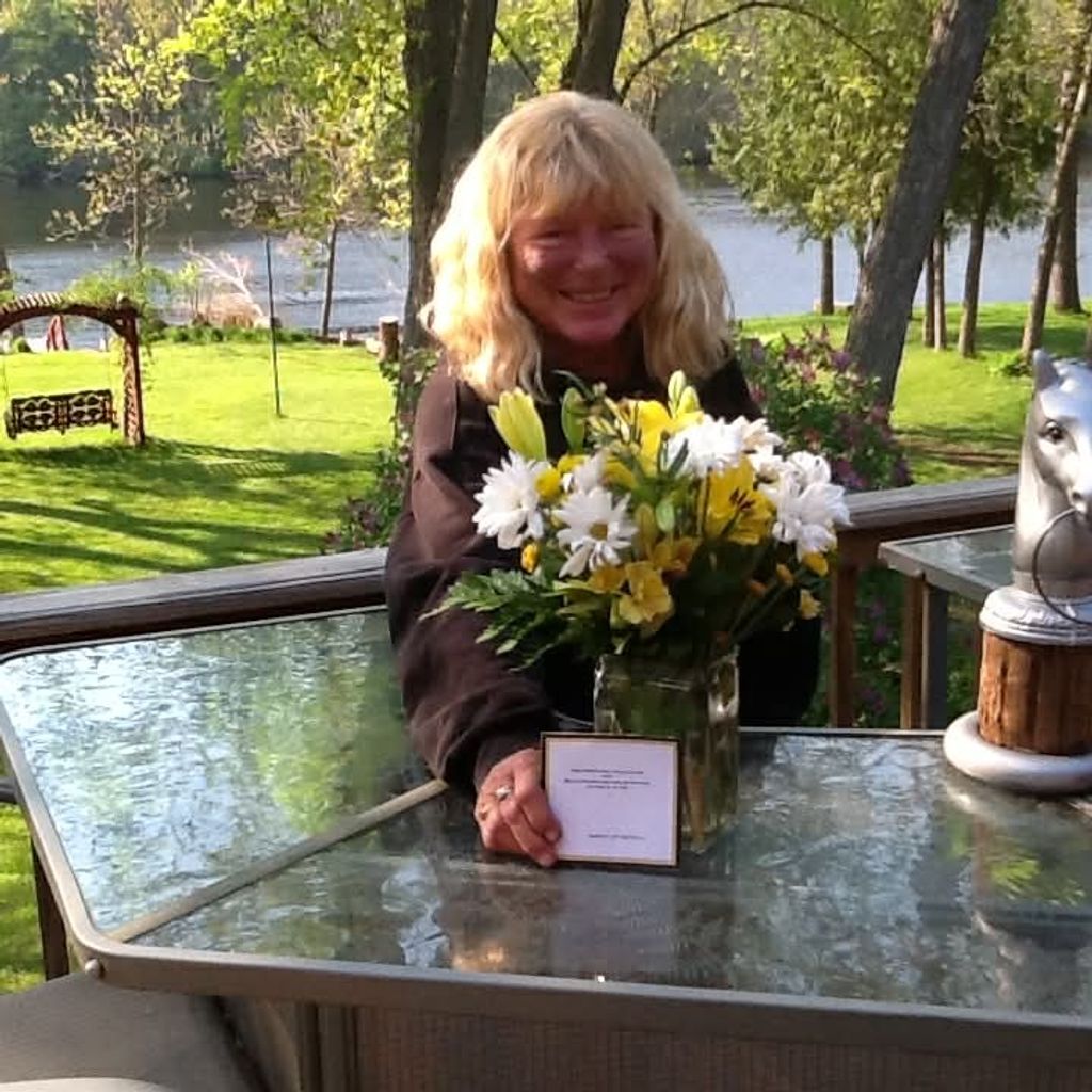 Dianne Schoenbein Profile Photo