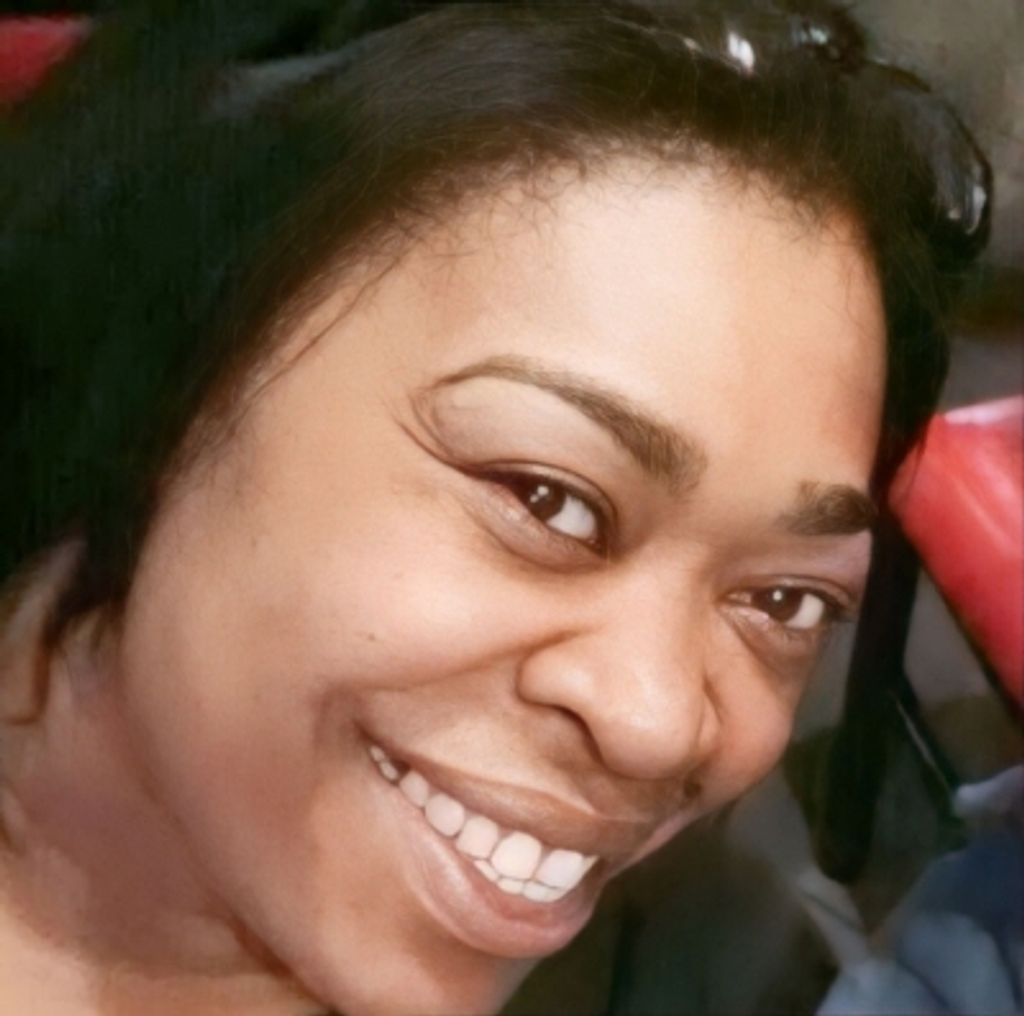 Elizabeth Brown Profile Photo