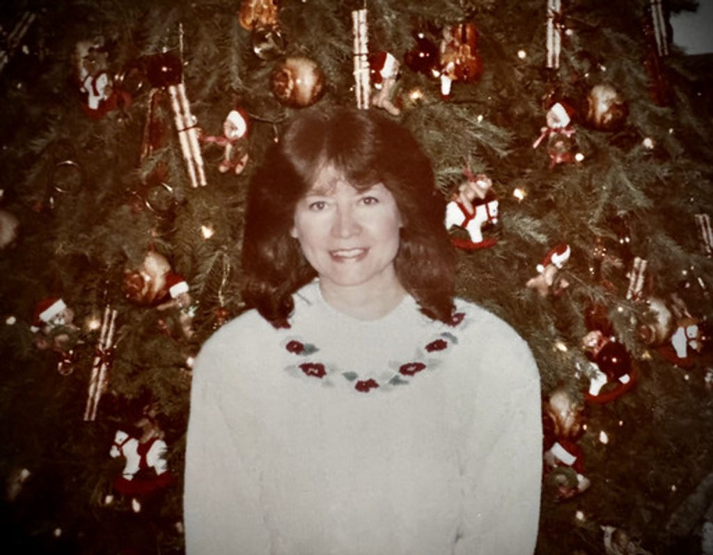 Theresa Szwandrak Profile Photo