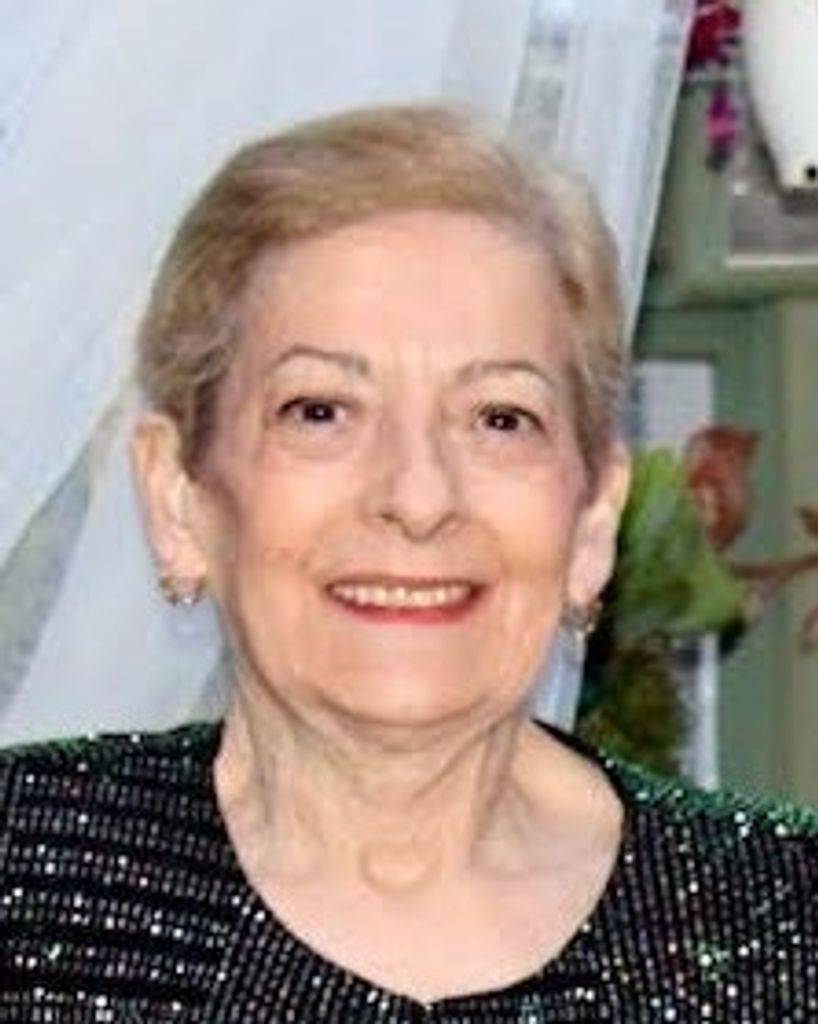 Ellen Mary Lazaro Profile Photo