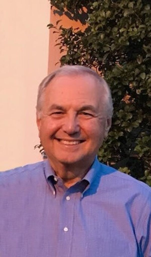 Dennis James Farrell Profile Photo