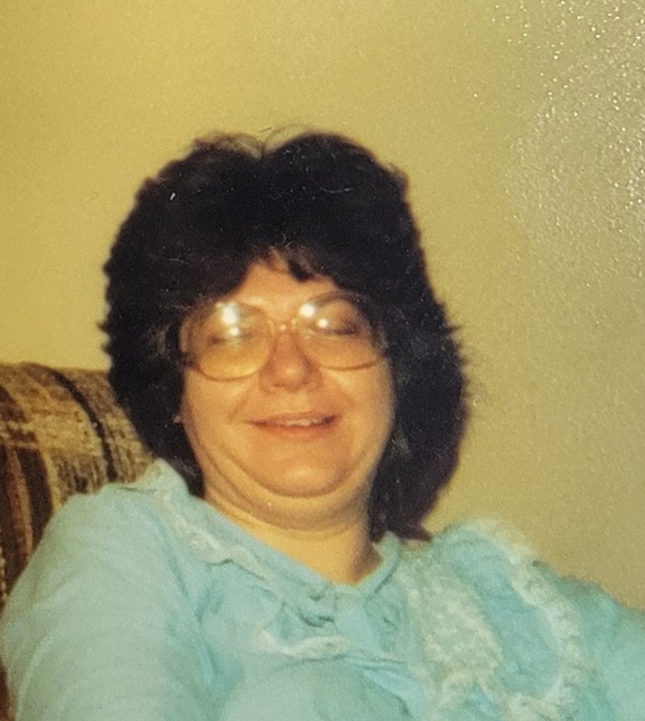 Bonnie Sue (Holloway)  Faulkner