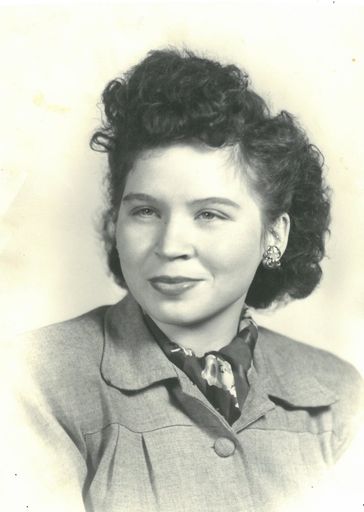 Jeanne Leona Oskins photo gallery thumbnail 9 of 90