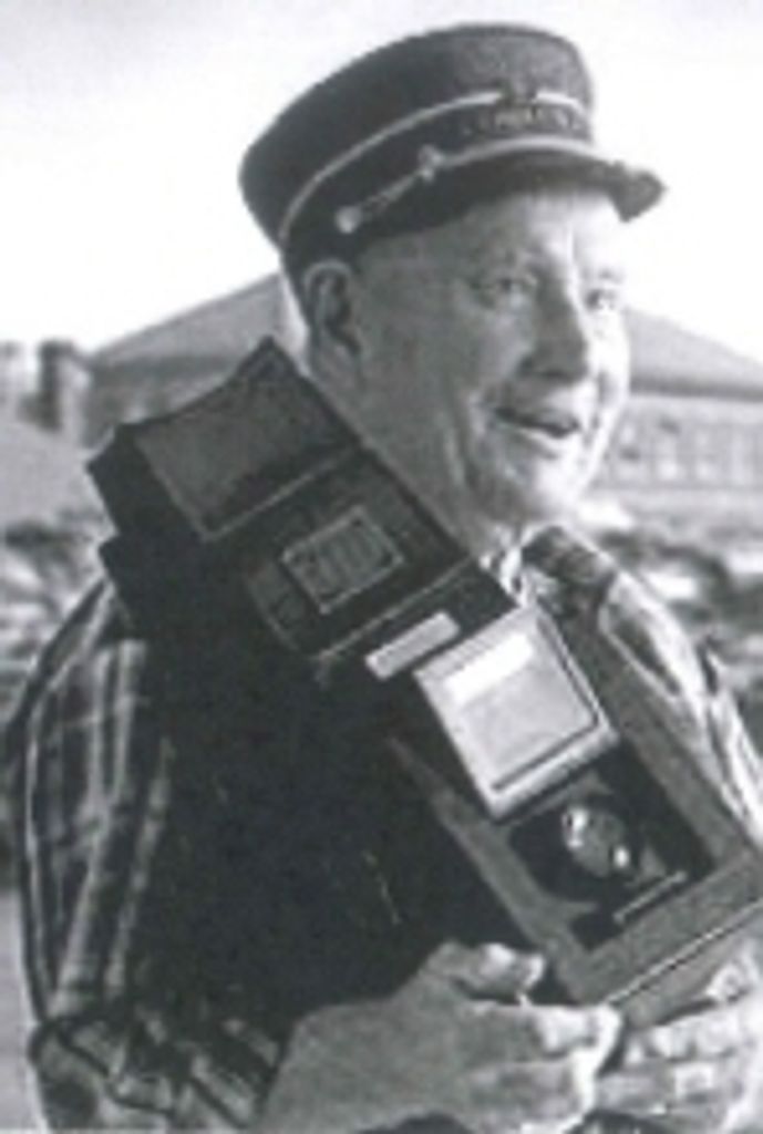 Warren  Russell McGee