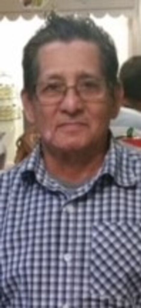 Mario Flores Rosales