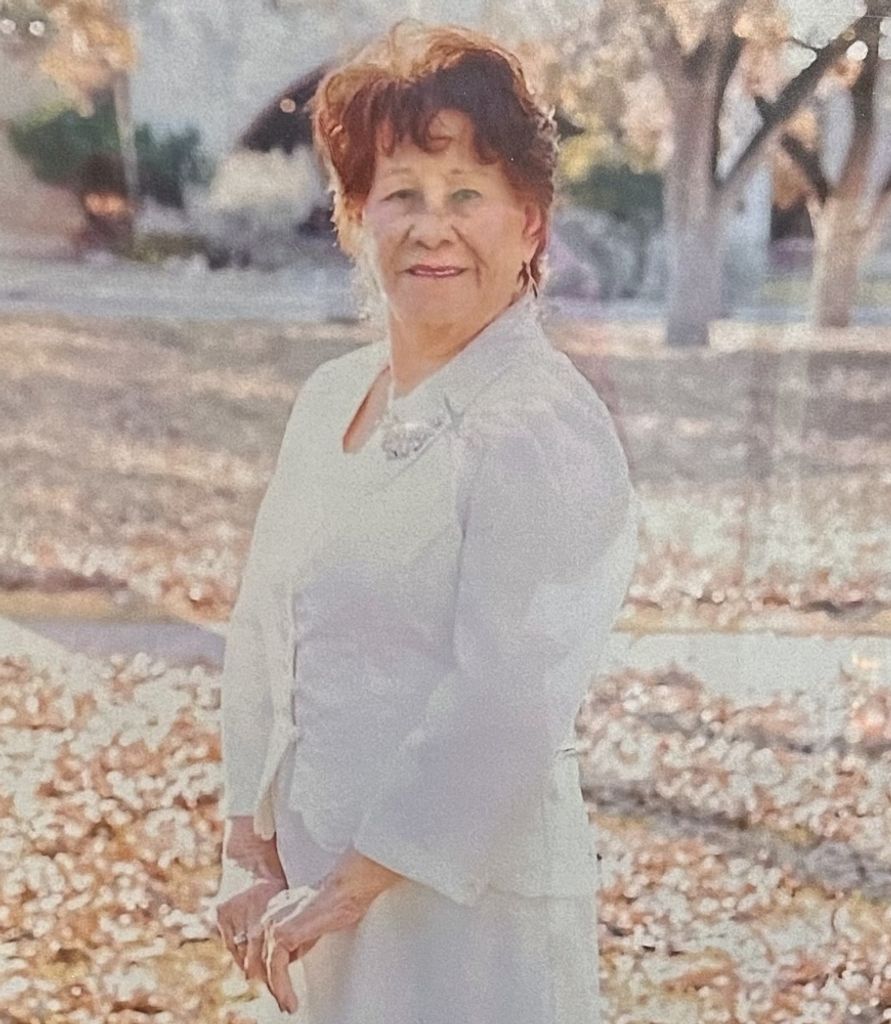 Margarita R Esqueda