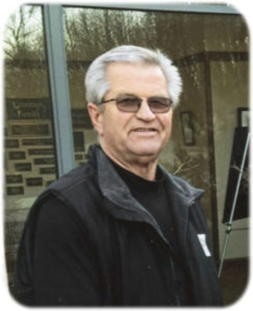 James Douglas Robinson Profile Photo