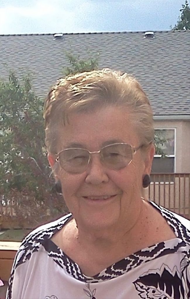 Nettie Stowkowy Profile Photo