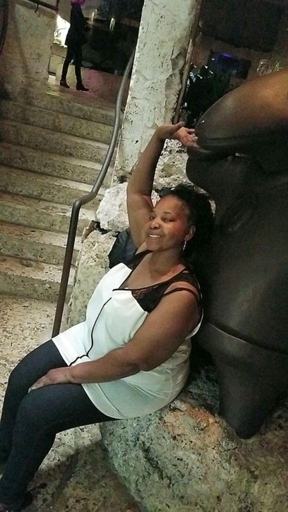 Yolanda Diane Erwin-Moore Profile Photo