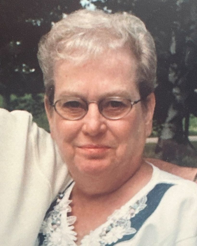 Sandra Helen Kovach