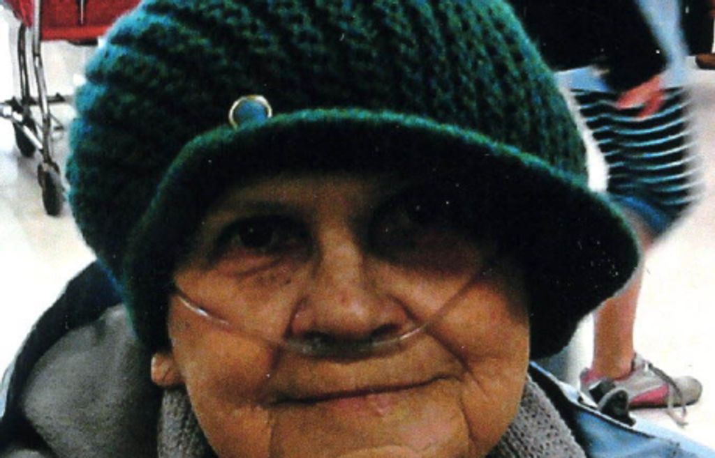 Lois June Holt