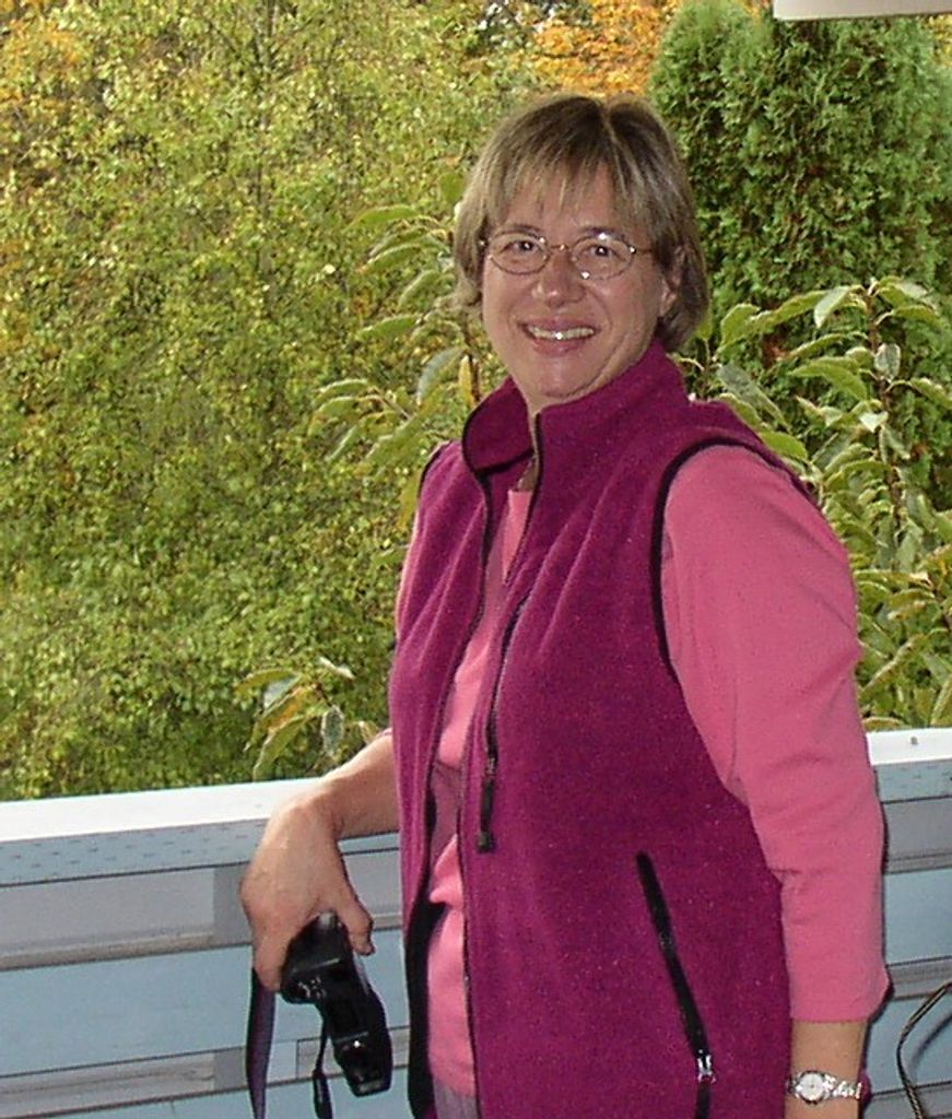 Jeanne Larson Martinez