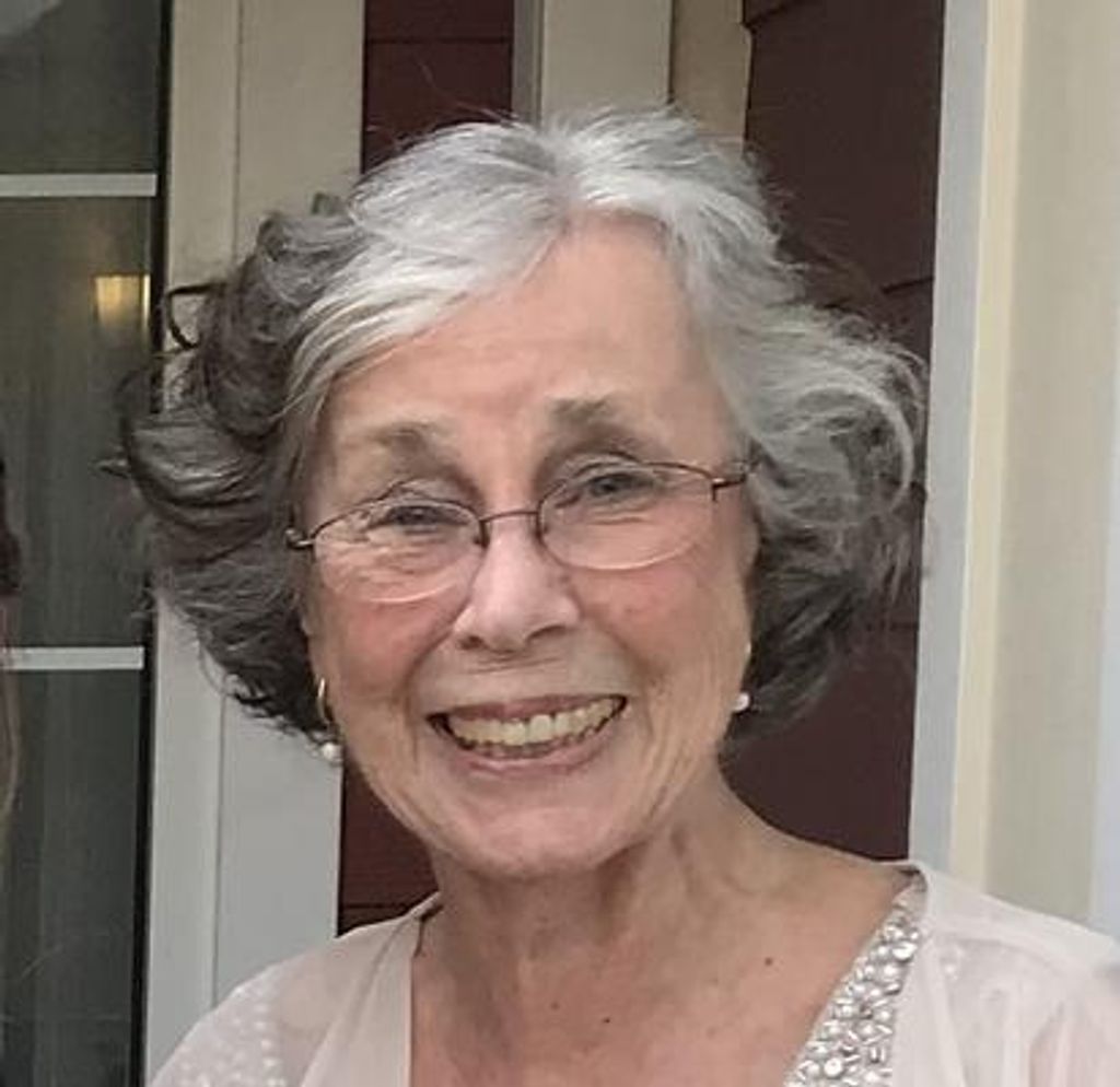 Elizabeth Pierson Profile Photo