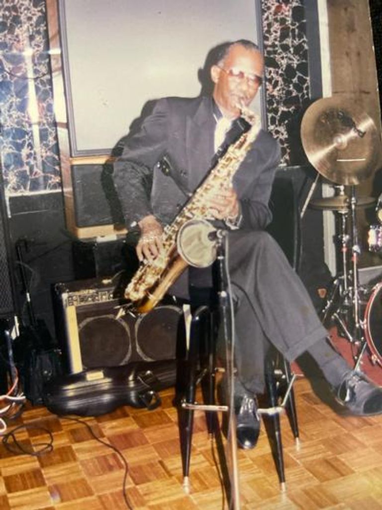Raymond Bernard Alston Profile Photo