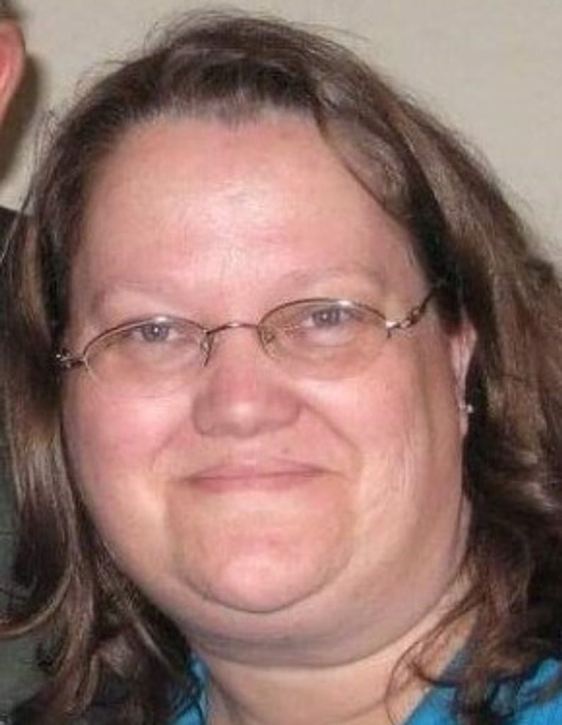 Sandra Holmes Profile Photo