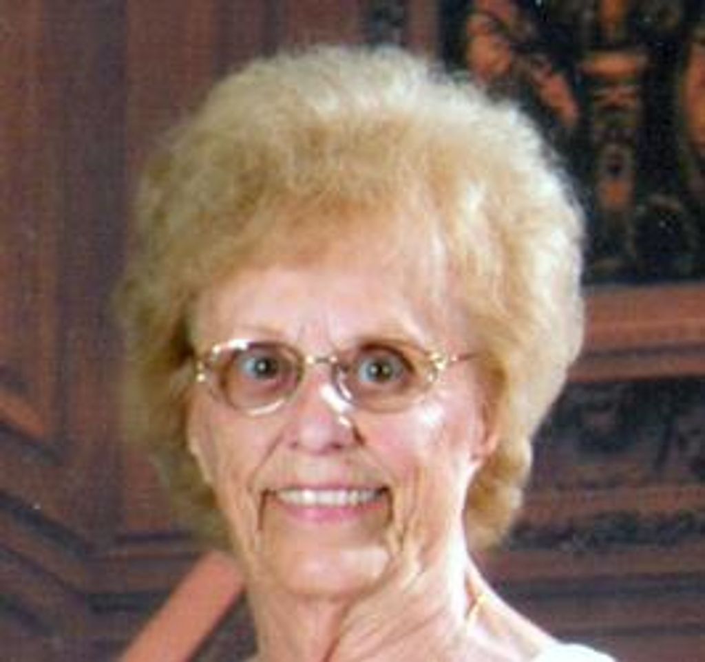 "Lee" Idalina Machado