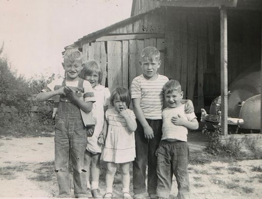 Harold D. Johnston, Sr. photo gallery thumbnail 2 of 23