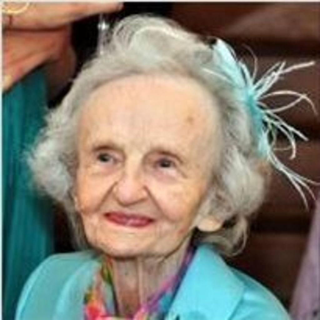 Olga Danaitis Profile Photo