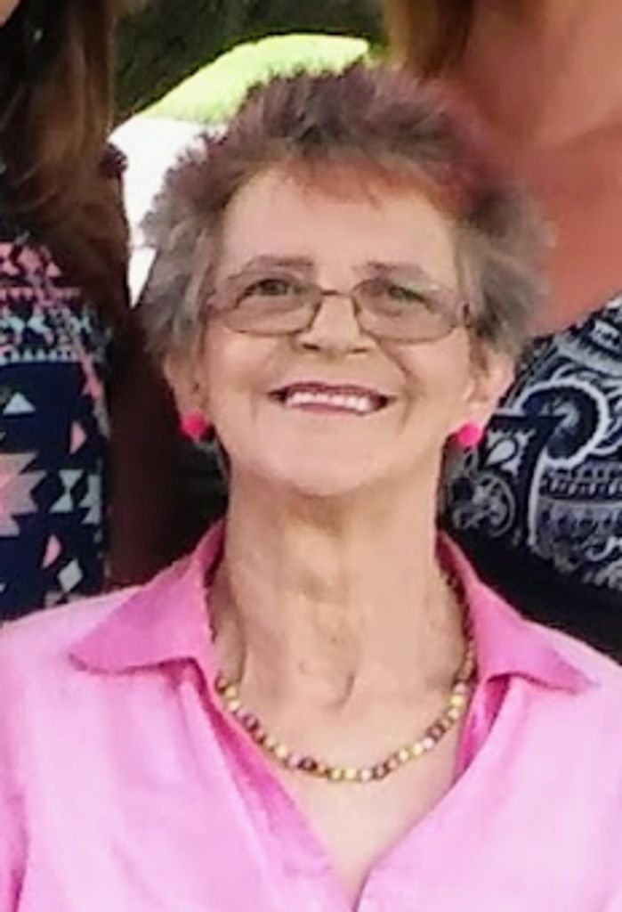 Gloria Marie (Carver)  Grooms