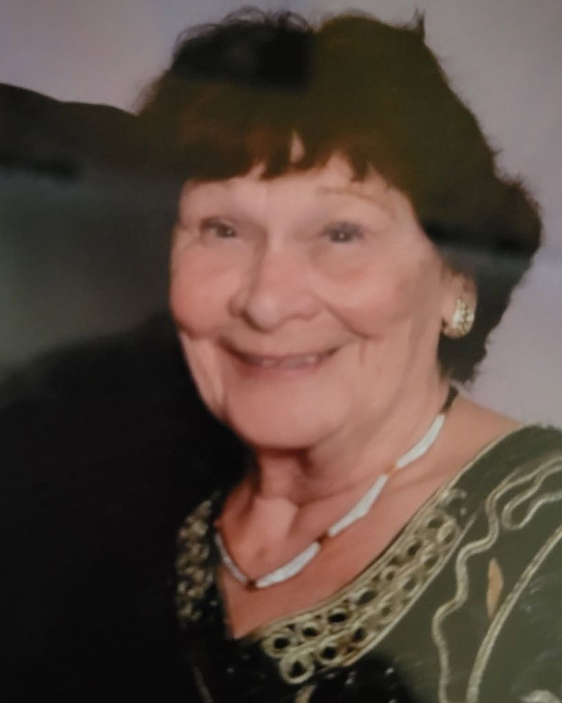 Elizabeth Flinn Profile Photo