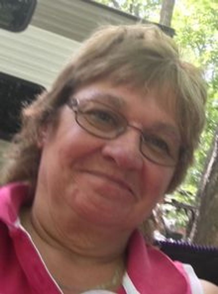 Dolores Lavoie