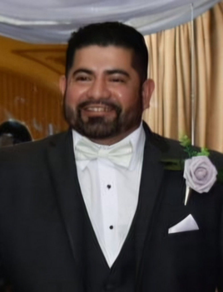 Luis Arnoldo Elias Sanchez Profile Photo