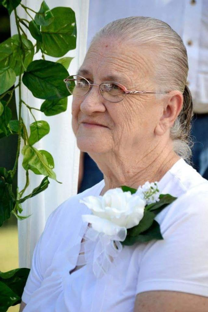Sandra L Harris