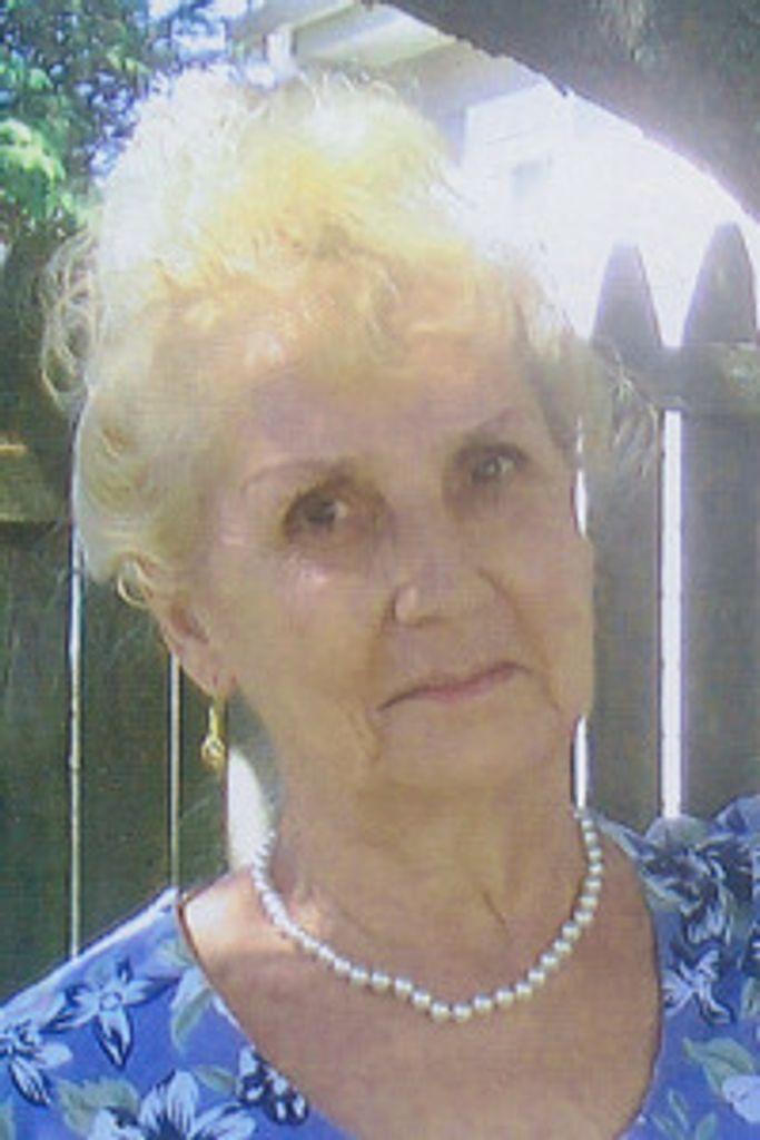 Waltraud "Val" Soares