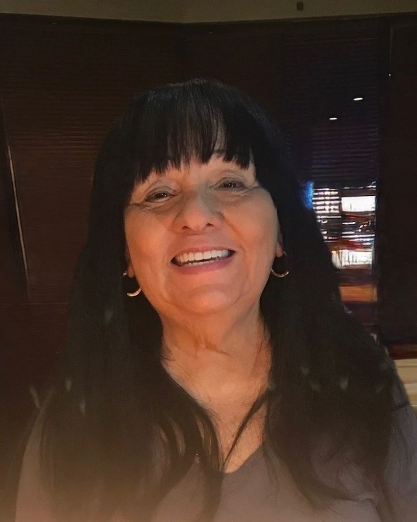 Gloria Cruz Profile Photo