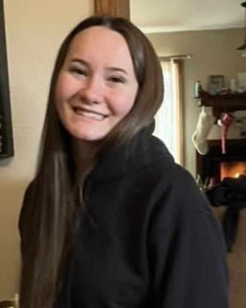 Taylor Renee' Emmons Profile Photo