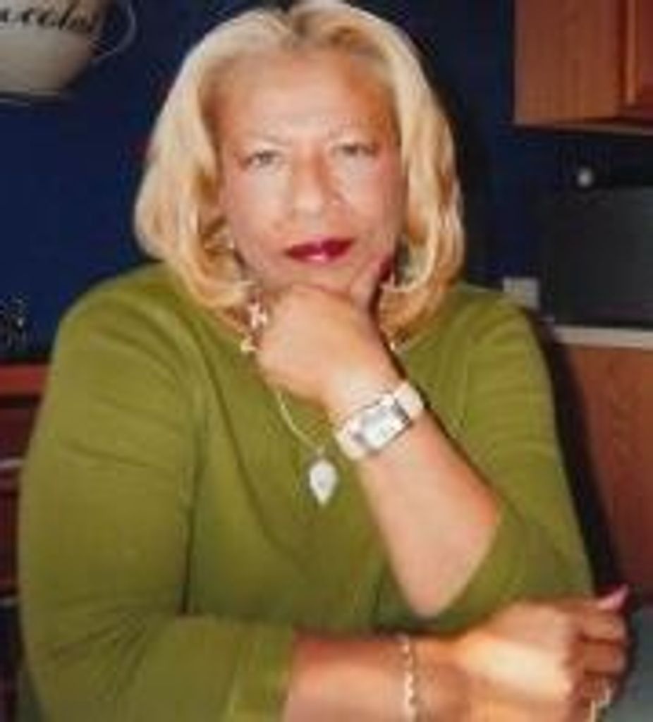 Elayne Batts