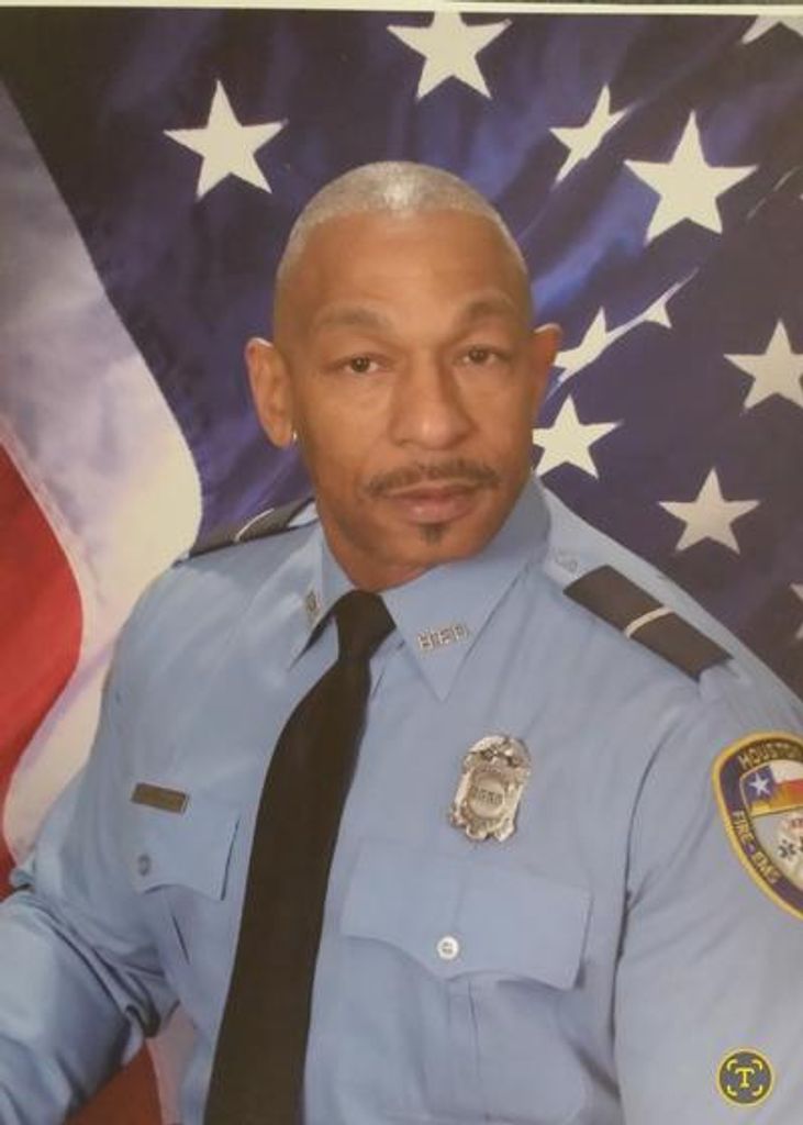 Michael Wayne Roquemore Profile Photo