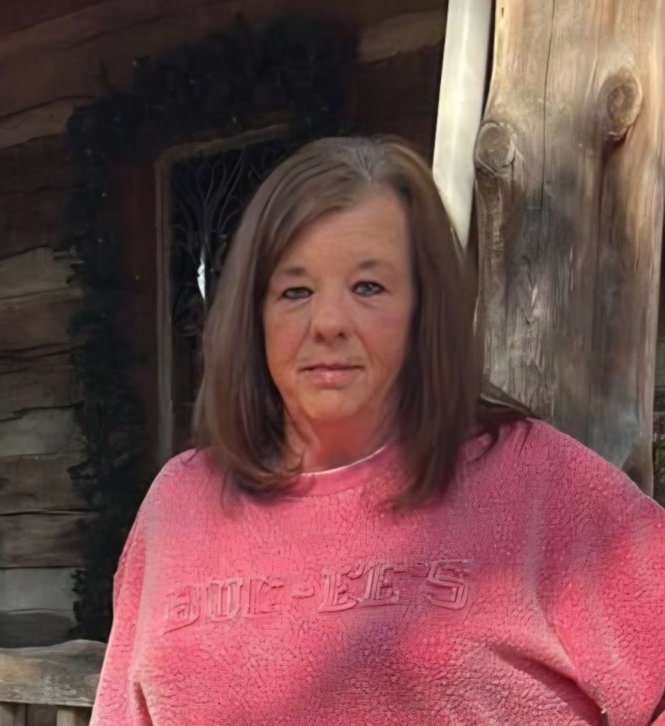 Lisa (Turner)  Martin