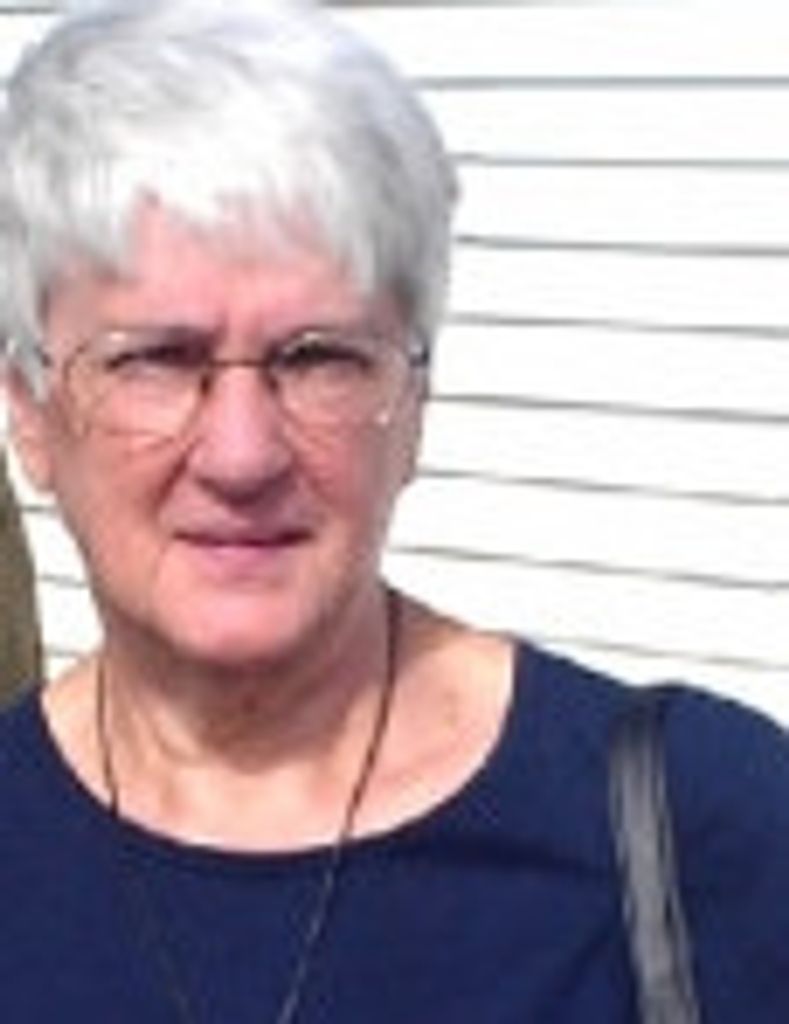 Carol (Holder)  Robertson Profile Photo