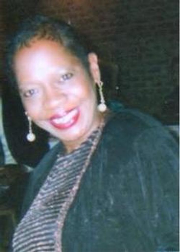 Mrs. Paulette Elaine Smith Mcreynolds