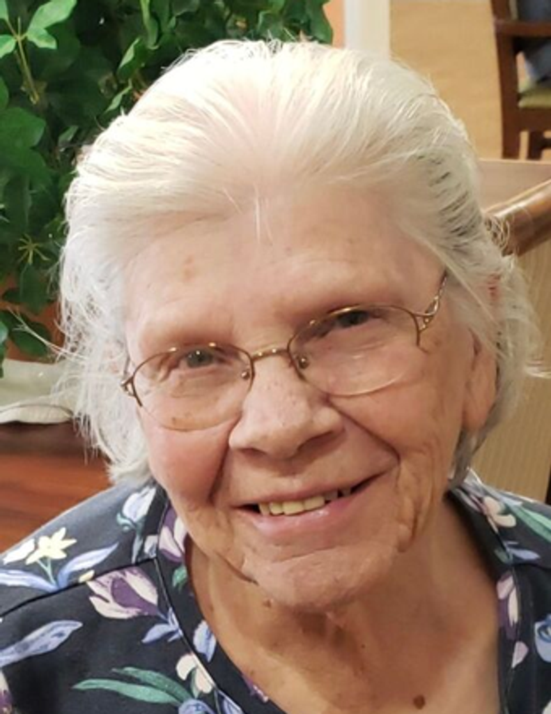 Carol Vesta (Loew) Wright Profile Photo
