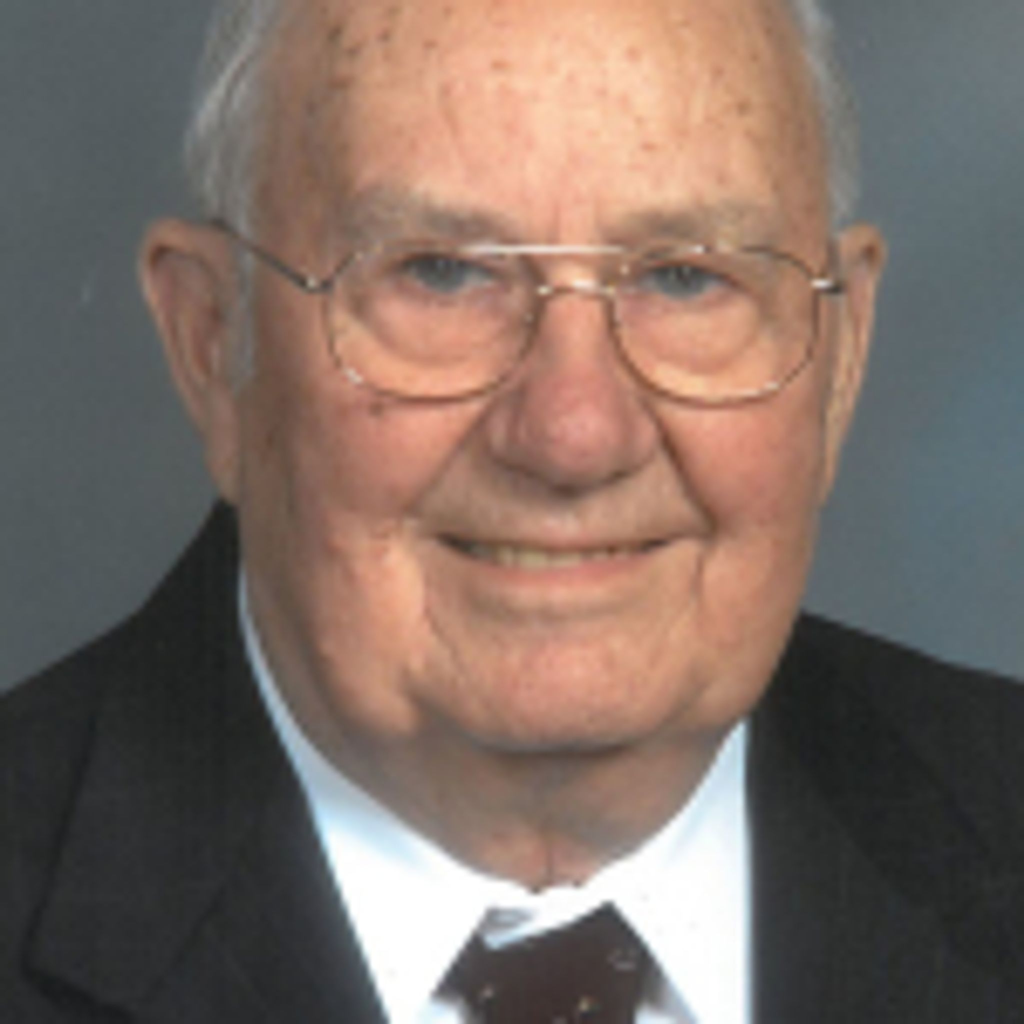 Joseph F. Hoff Obituary October 27, 2015 - Baue Funeral Homes, image size:2048x2048