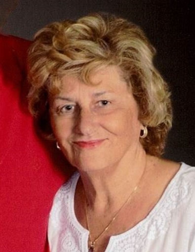 Kay Basile-Super Profile Photo