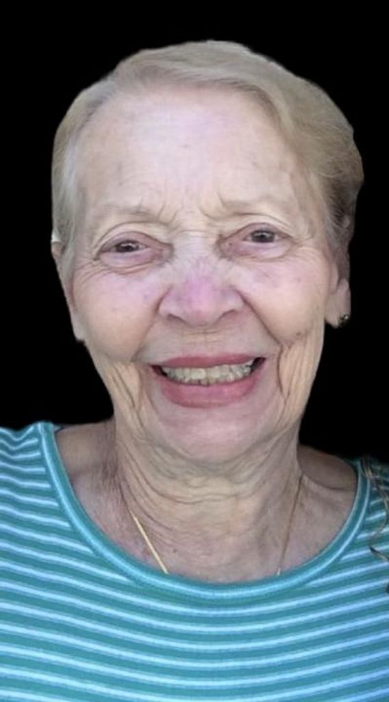 Mercedes Fernandez Profile Photo